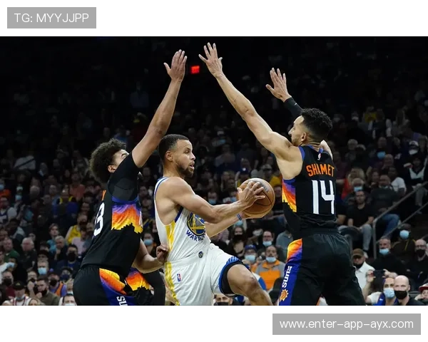 库里连续外线命中,勇士再次掌控比赛主导